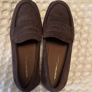 INTENTIONALLY BLANK Dark Brown women’s loafers